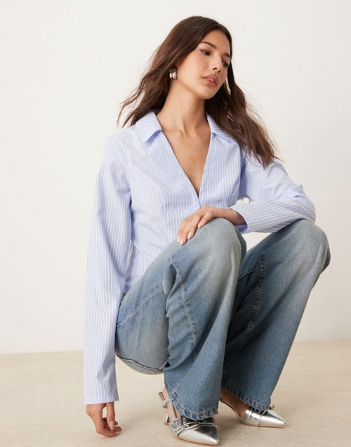 Miss Selfridge poplin fitted shirt in blue stripe